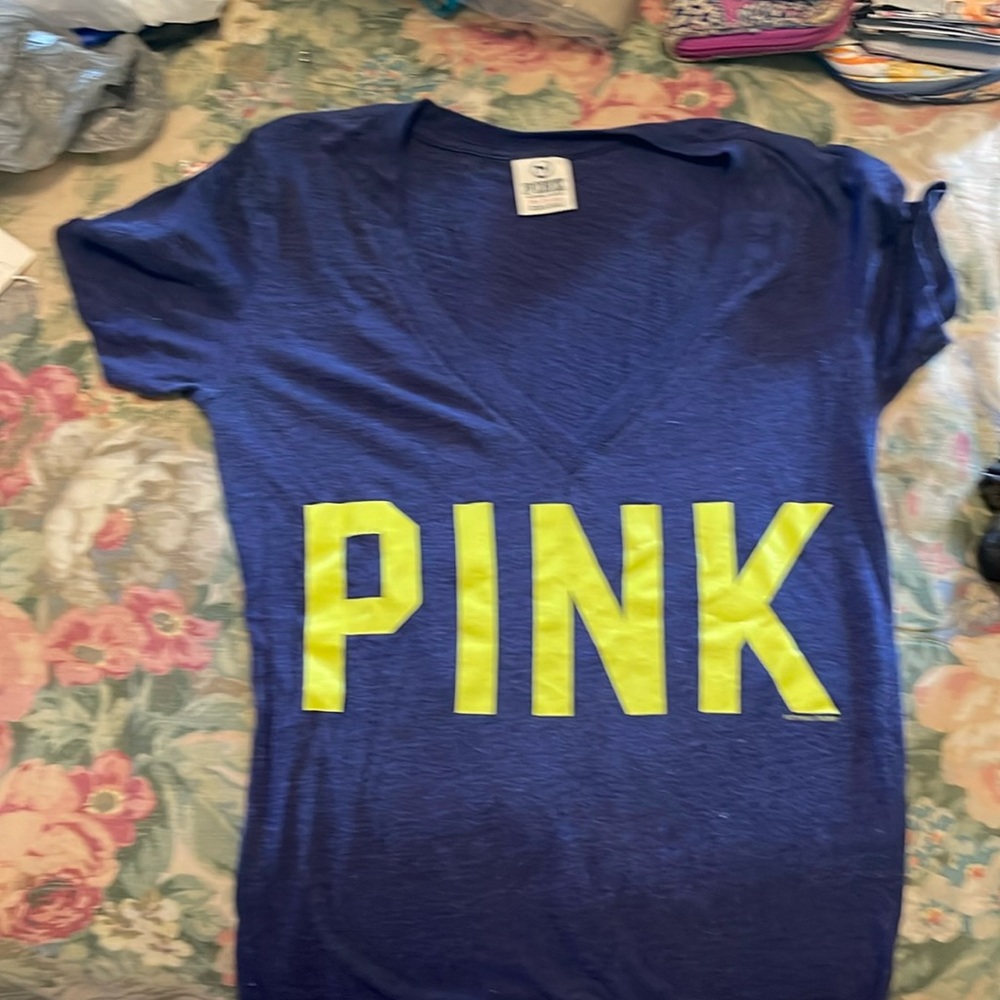 Pink T Shirt Dark Blue shirt sleeve size xs